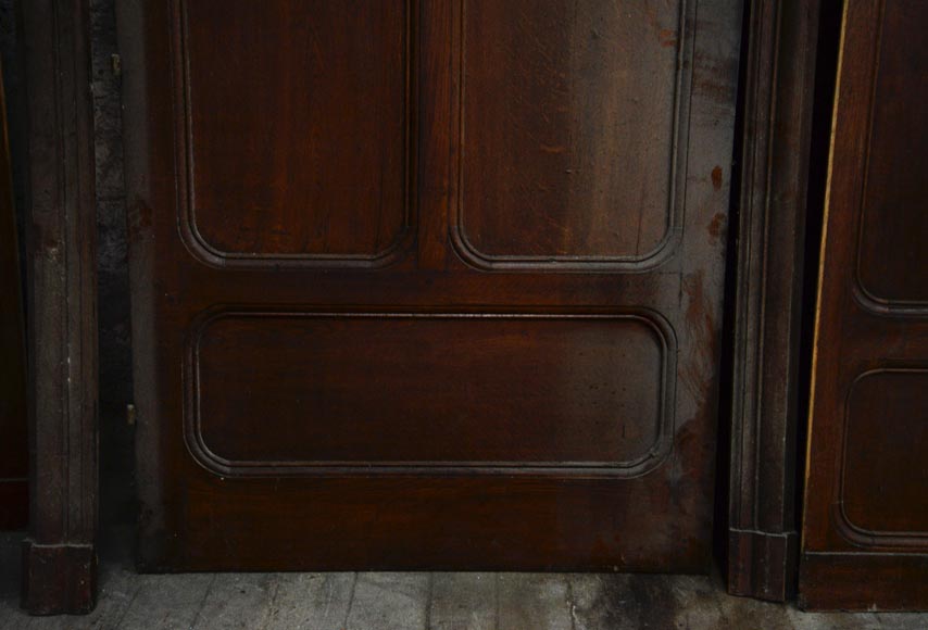 Antique large door in oak with paneled decoration, circa 1900-3