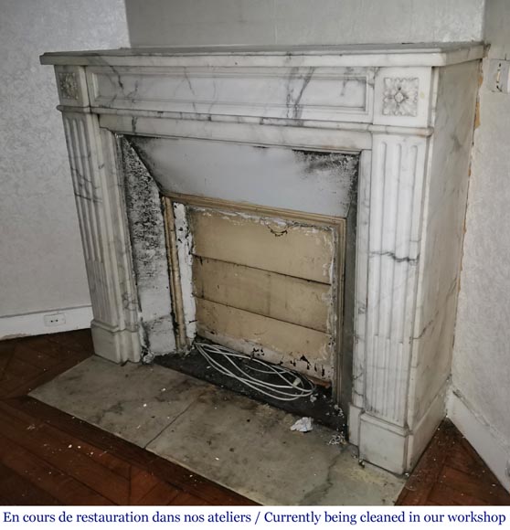 Antique Louis XVI style fireplace with rosette in Arabescato marble-5
