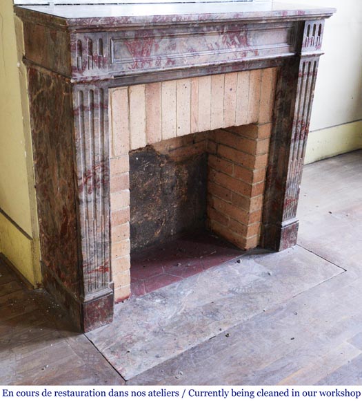 Antique Louis XVI style mantel in Enjugerais marble with its hearth floor-2