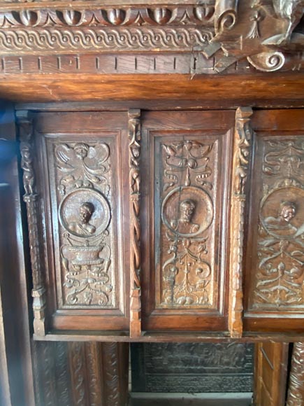 Important Neo-Renaissance syle mantel carved in walnut wood and oak-3