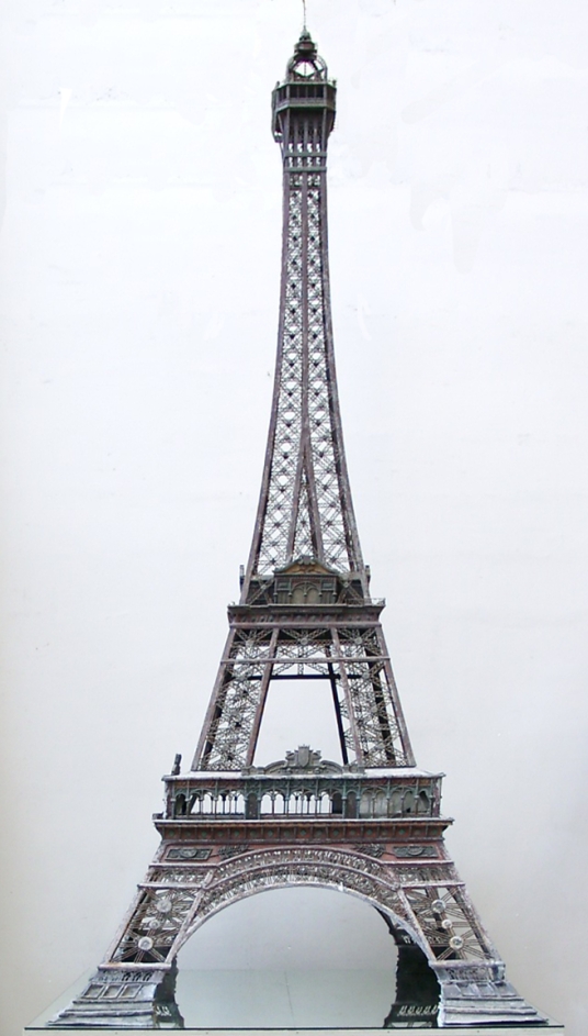 Model_of_the_Eiffel_tower.jpg