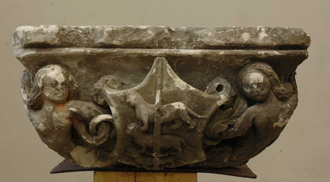Gothic stone capital with coat of arms-0