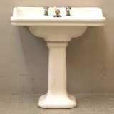 Lavabo 1930 avec robinetterie moderne - Réf.9226&nbsp;Largeur&nbsp;81cm&nbsp;Hauteur&nbsp;80cm