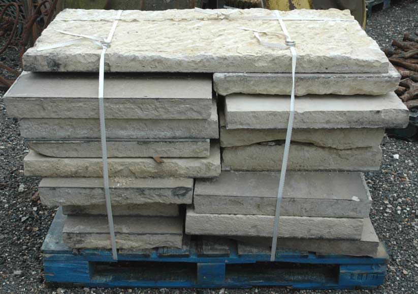 Limestone_flooring.jpg