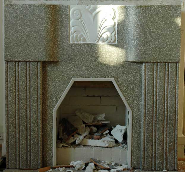 Pair_of_fireplace_mantels_in_granito_from_the_20_s.jpg