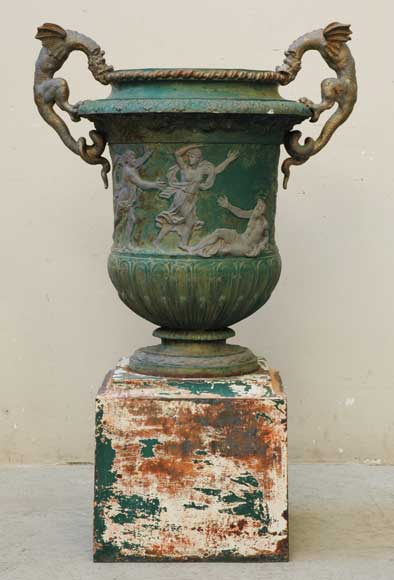 Cast_iron_garden_vase_with_painted_polychrome_decor.jpg