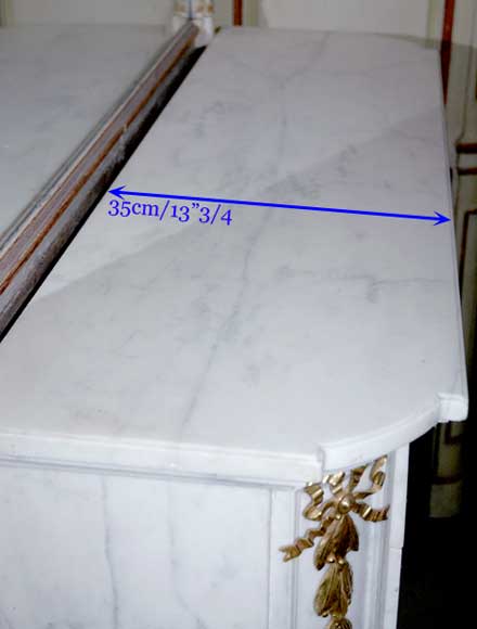 Paneled room with Coromandel lacquer panels-34