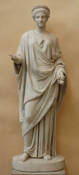Antique_style_statue_of_Flora_from_1840.jpg