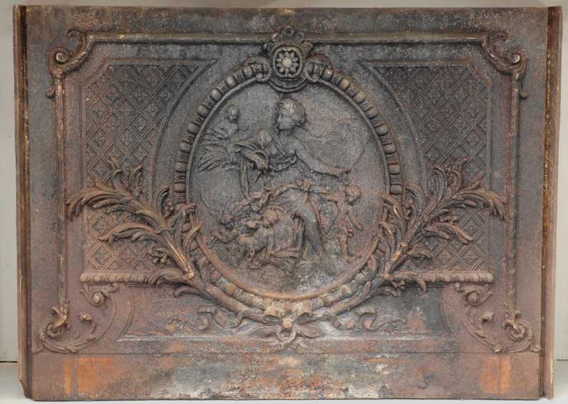 Cast_iron_fireback_with_Ceres_and_putti.jpg