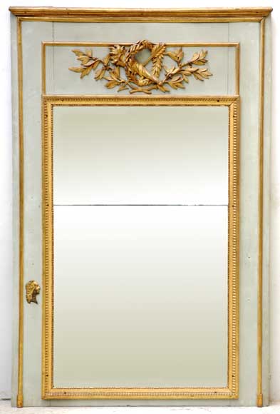 Louis_XVI_style_Trumeau_from_the_18th_century.jpg