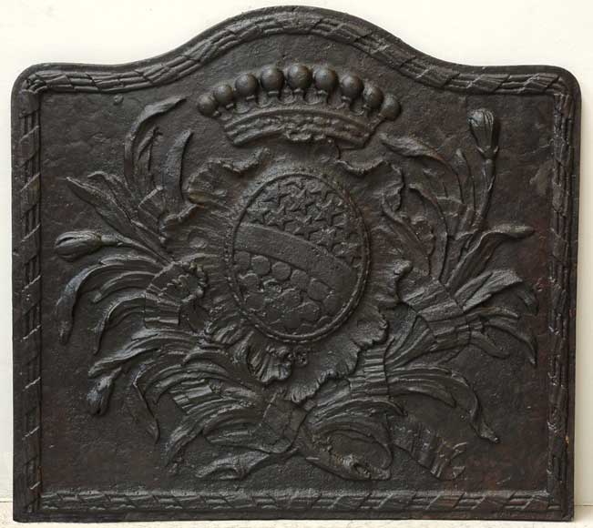 Coat_of_arms_with_stars_Fireback.jpg