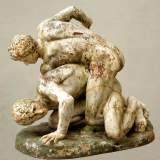 Cast iron statue of wrestlers  - Reference 9522 Width 2' 3'' ½   70cm Height 3' 3'' ⅜   100cm
