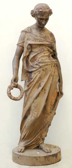Statue_of__Spring__by_Mathurin_Moreau__Val_d_Osne.jpg