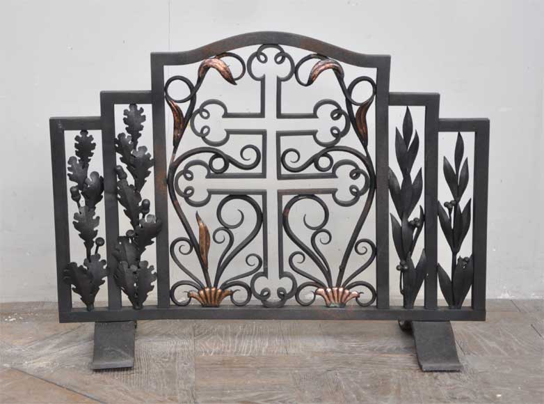 Antique fire screen with Cross of Lorraine - Fire screen Antique fire screen with Cross of Lorraine - Fire screen