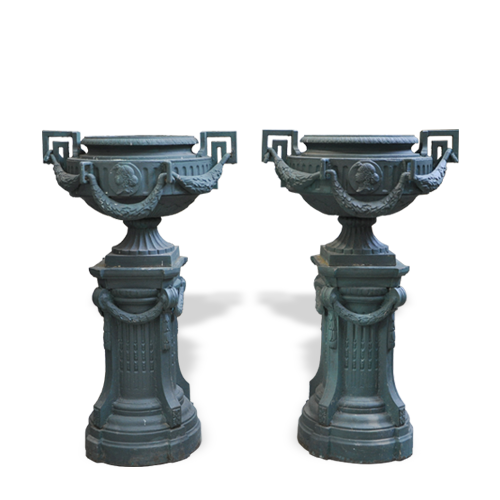 Architectural Exterior > Garden ornaments, Vases, Gardeners, urns Menu