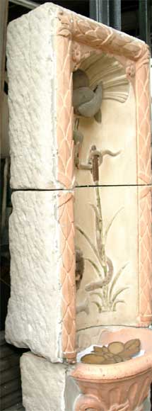 Antique Stone Fountain from Provence 18th century Antique Stone Fountain from Provence 18th century-5