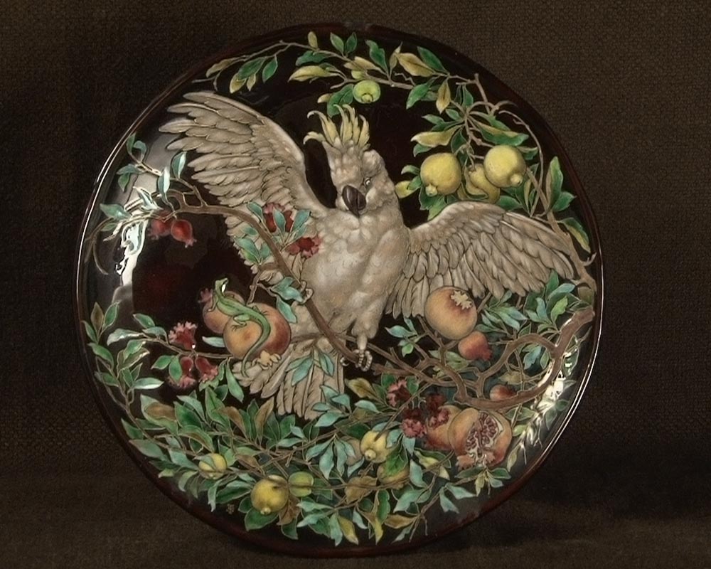 "Cacatoès" plat émaillé par T. Soyer "Cacatoès" plat émaillé par T. Soyer-0