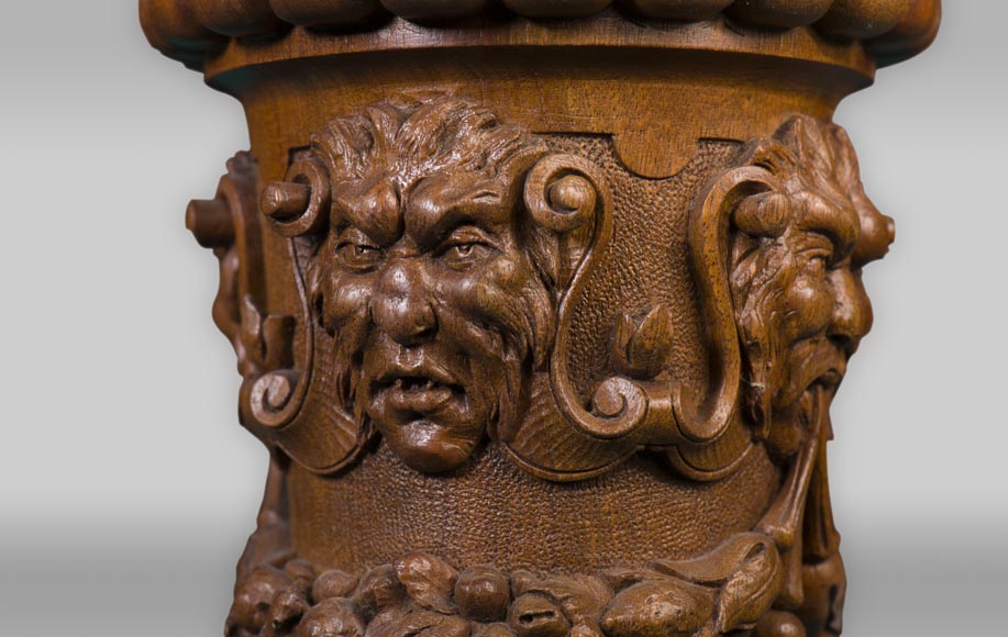 The table coming from an exceptional furniture set realized by Moses Michelangelo Guggenheim for the Palazzo Papadopoli in Venice,  Italy The table coming from an exceptional furniture set realized by Moses Michelangelo Guggenheim for the Palazzo Papadopoli in Venice,  Italy-5