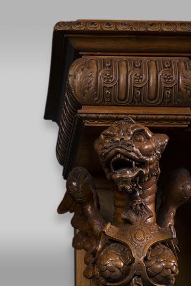 The side table coming from an exceptional furniture set realized by Moses Michelangelo Guggenheim for the Palazzo Papadopoli in Venice, Italy The side table coming from an exceptional furniture set realized by Moses Michelangelo Guggenheim for the Palazzo Papadopoli in Venice, Italy-4