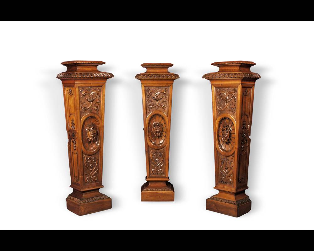 Three stands  coming from an exceptional furniture set realized by Moses Michelangelo Guggenheim for the Palazzo Papadopoli in Venice, Italy Three stands  coming from an exceptional furniture set realized by Moses Michelangelo Guggenheim for the Palazzo Papadopoli in Venice, Italy-0