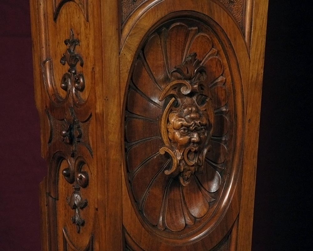 Three stands  coming from an exceptional furniture set realized by Moses Michelangelo Guggenheim for the Palazzo Papadopoli in Venice, Italy Three stands  coming from an exceptional furniture set realized by Moses Michelangelo Guggenheim for the Palazzo Papadopoli in Venice, Italy-2