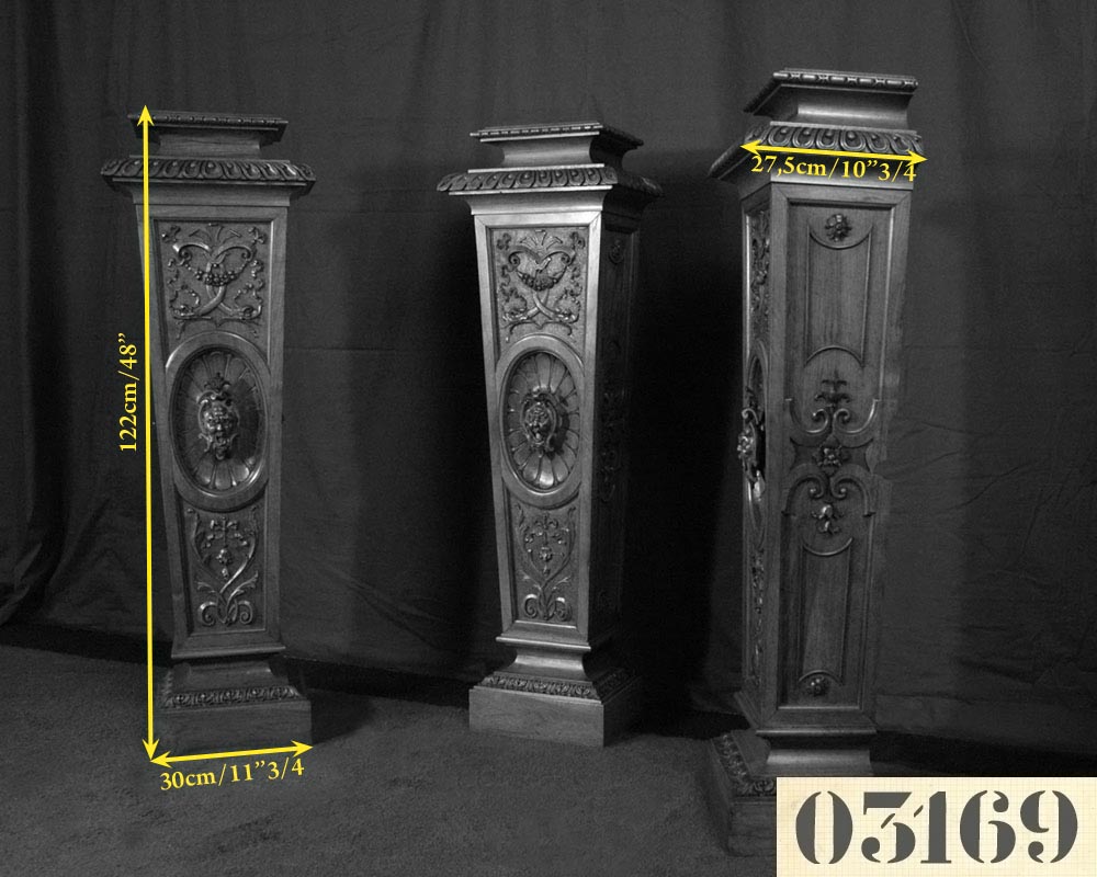 Three stands  coming from an exceptional furniture set realized by Moses Michelangelo Guggenheim for the Palazzo Papadopoli in Venice, Italy Three stands  coming from an exceptional furniture set realized by Moses Michelangelo Guggenheim for the Palazzo Papadopoli in Venice, Italy-4