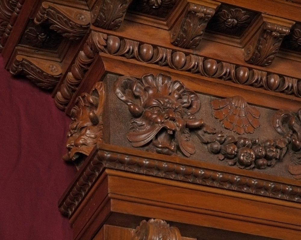 The monumental mirror coming from an exceptional furniture set realized by Moses Michelangelo Guggenheim for the Palazzo Papadopoli in Venice, Italy The monumental mirror coming from an exceptional furniture set realized by Moses Michelangelo Guggenheim for the Palazzo Papadopoli in Venice, Italy-6