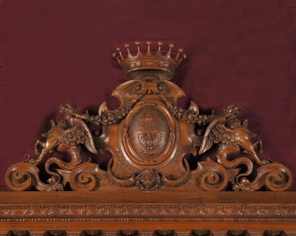 The monumental mirror coming from an exceptional furniture set realized by Moses Michelangelo Guggenheim for the Palazzo Papadopoli in Venice, Italy The monumental mirror coming from an exceptional furniture set realized by Moses Michelangelo Guggenheim for the Palazzo Papadopoli in Venice, Italy-9