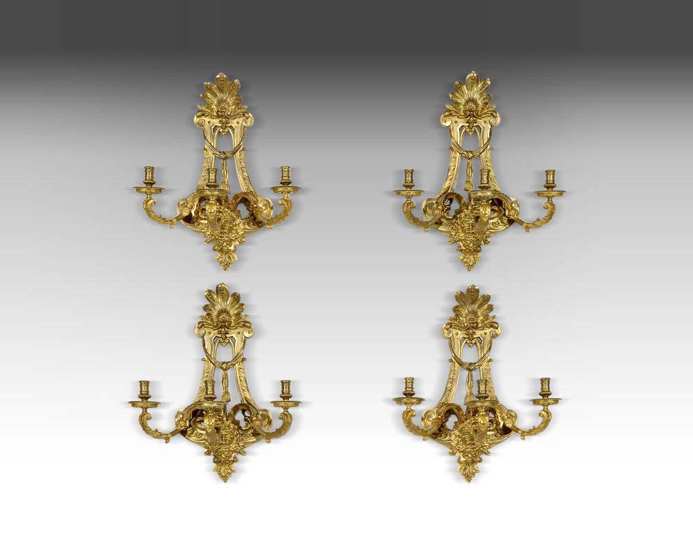 Exquisite set of four wall lights  Regency style decorated with bearded men features Exquisite set of four wall lights  Regency style decorated with bearded men features-0