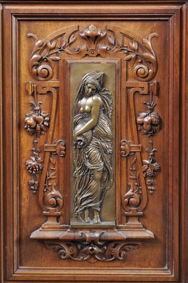 Beautiful antique carved walnut wood dining room set by the french cabinetmaker Paul Mazaroz Beautiful antique carved walnut wood dining room set by the french cabinetmaker Paul Mazaroz-8