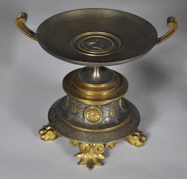 Antique Napoleon III style clock set in two patinas bronze with Antique Comedy masks decor Antique Napoleon III style clock set in two patinas bronze with Antique Comedy masks decor-7