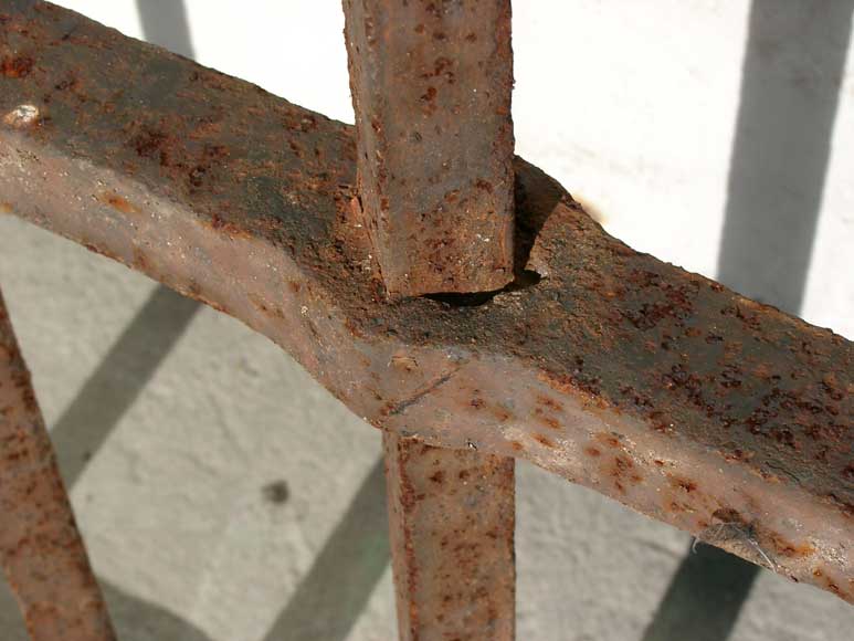 Protective grille from castle in Laon Protective grille from castle in Laon-2
