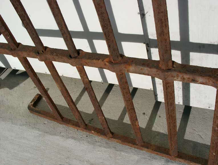 Protective grille from castle in Laon Protective grille from castle in Laon-3