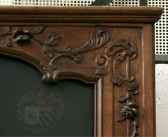 Oak mantle and trumeau with portrait of lady Oak mantle and trumeau with portrait of lady-10