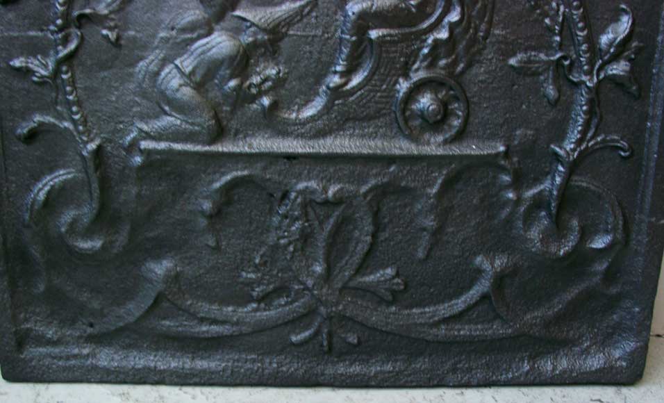 Fireback with chinese decoration. Fireback with chinese decoration.-3