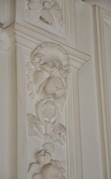 Antique Louis XIV style pierglass with lions heads decor Antique Louis XIV style pierglass with lions heads decor-3