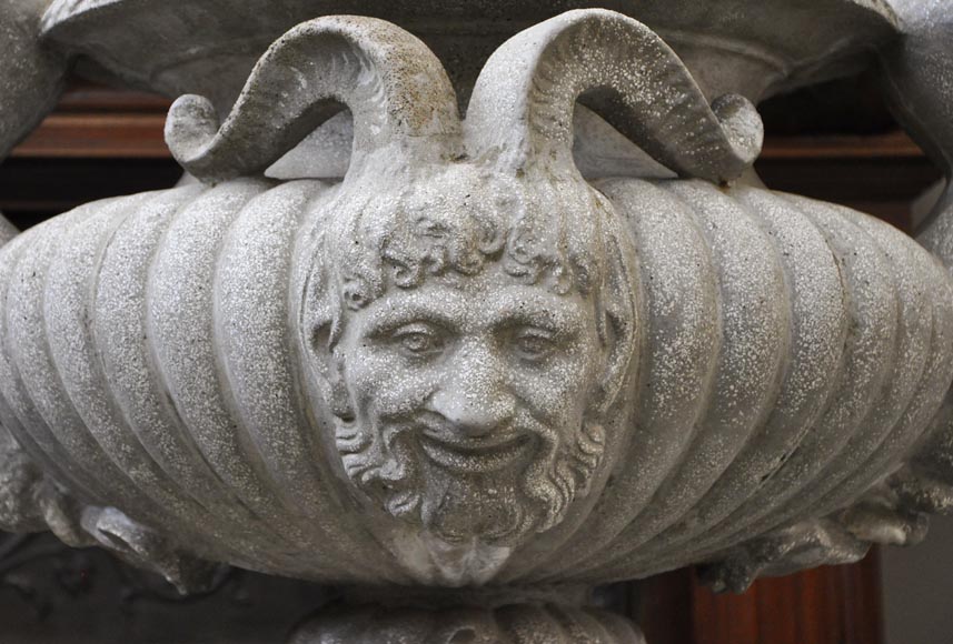 Louis LONATI, Pair of Vases with tritons and fauns decor, with their original bases Louis LONATI, Pair of Vases with tritons and fauns decor, with their original bases-7