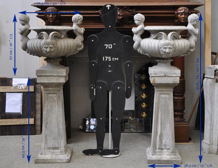 Louis LONATI, Pair of Vases with tritons and fauns decor, with their original bases Louis LONATI, Pair of Vases with tritons and fauns decor, with their original bases-9