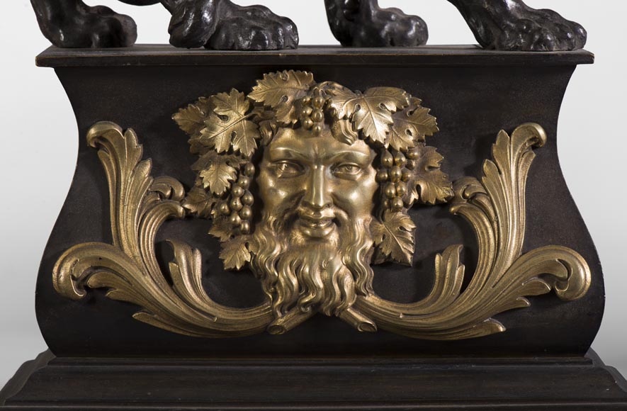Pair of antique andirons in patinated bronze and gilt bronze with lions and Bacchus' masks, from 19th century.-3