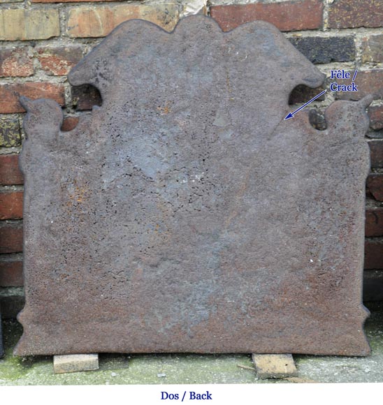 Antique cast iron fireback with coat of arms with a sword and two stars, two ionic pilasters and leather cut pattern, late 17th century  Antique cast iron fireback with coat of arms with a sword and two stars, two ionic pilasters and leather cut pattern, late 17th century -5