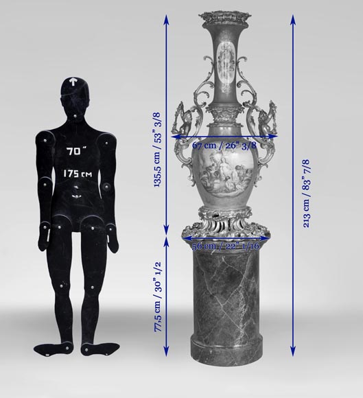 Napoleon III monumental vase in Porcelain of Paris with the Triumph of Venus mounted in gilt bronze with espagnolettes Napoleon III monumental vase in Porcelain of Paris with the Triumph of Venus mounted in gilt bronze with espagnolettes-21