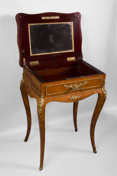 Julien-Nicolas RIVART (1802-1867) - Elegant emblazoned sewing table with decoration of porcelain marquetry Julien-Nicolas RIVART (1802-1867) - Elegant emblazoned sewing table with decoration of porcelain marquetry-3