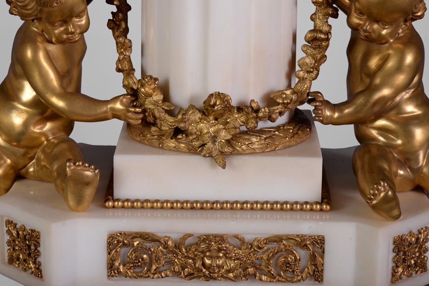 Louis XVI style little clock with putti by Perrineau Louis XVI style little clock with putti by Perrineau-6