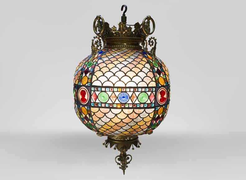 Beautiful antique Neo-Gothic style spherical chandelier in stained glass, late 19th century Beautiful antique Neo-Gothic style spherical chandelier in stained glass, late 19th century-0