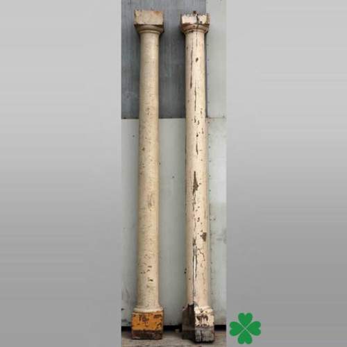 Pair of 18th century wood columns