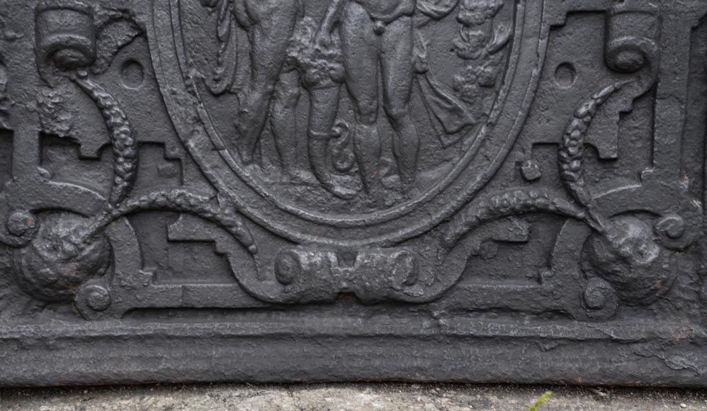 Coronation scene, antique 17th-century fireback Coronation scene, antique 17th-century fireback-3