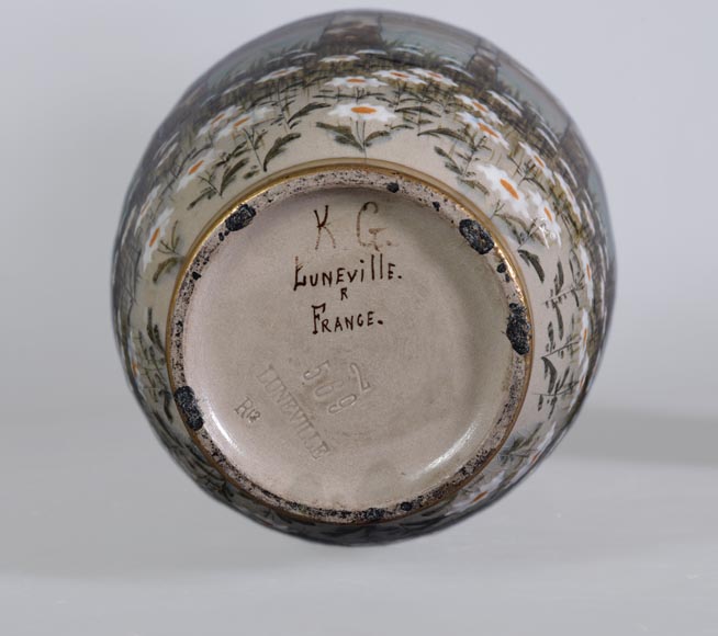 Manufacture KELLER & GUERIN in Luneville - pair of vases decorated with storks in flight in a lake landscape Manufacture KELLER & GUERIN in Luneville - pair of vases decorated with storks in flight in a lake landscape-6