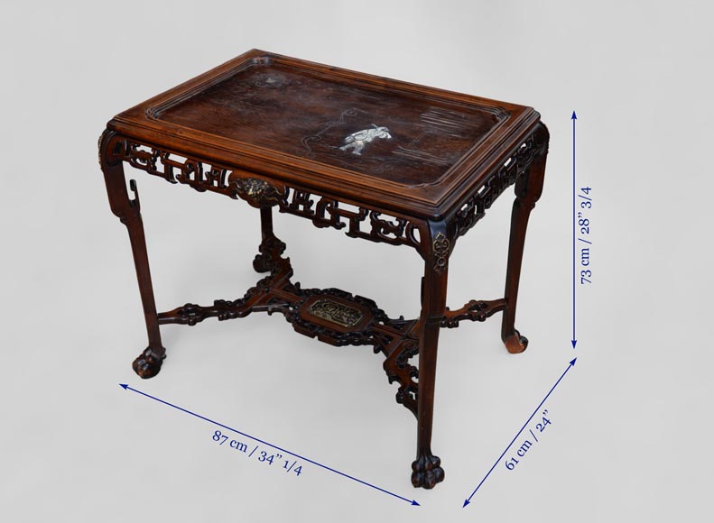 Japanese style table, openwork wooden friezes, top decorated with a japanese hunter Japanese style table, openwork wooden friezes, top decorated with a japanese hunter-8