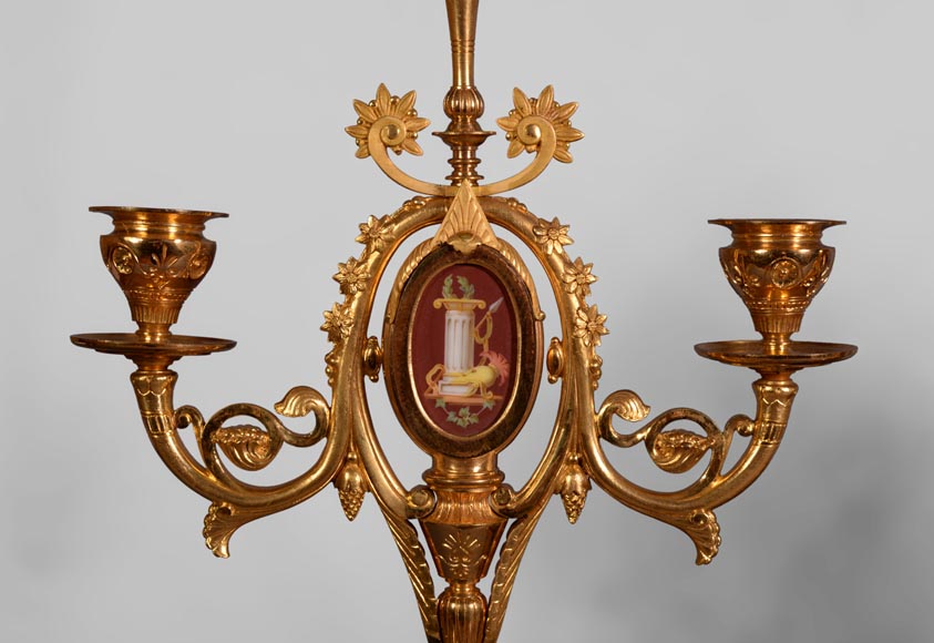 Neo-Pompeian style clock set made out of gilded bronze and red ceramic Neo-Pompeian style clock set made out of gilded bronze and red ceramic-7