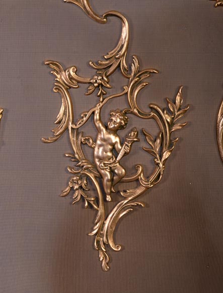 Louis XV style firescreen with Cupid in bronze, 1970's Louis XV style firescreen with Cupid in bronze, 1970's-2